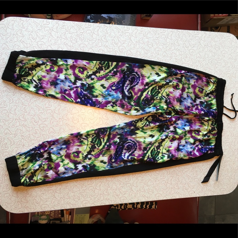 NWT Silva Joggers